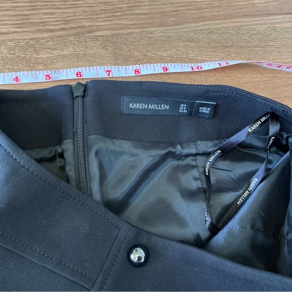 Karen Miller Essential Techno Woven Skirt Size 4 Black - Picture 6 of 9